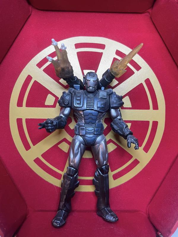 14 War Machine Armor Model X IM 282